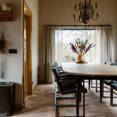 Crash'nstay - Wachtpost 20 Waspik